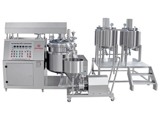 Image of a vacuum emulsifier mixer used in shampoo production